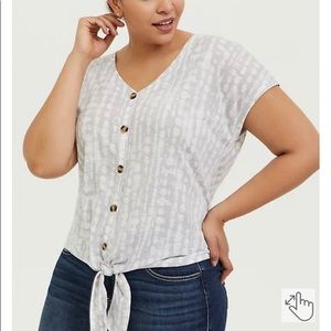 Torrid Size 1 IVORY TIE-DYE SLUB JERSEY TIE FRONT MIDI DOLMAN TEE